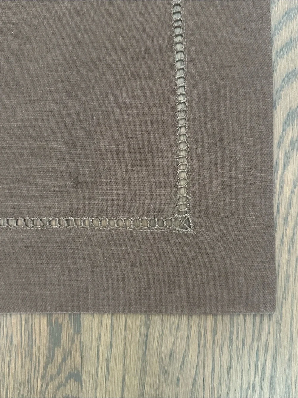 Set of 4 Vintage Rectangular Linen Blend Hemstitch Placemats in Brown 20